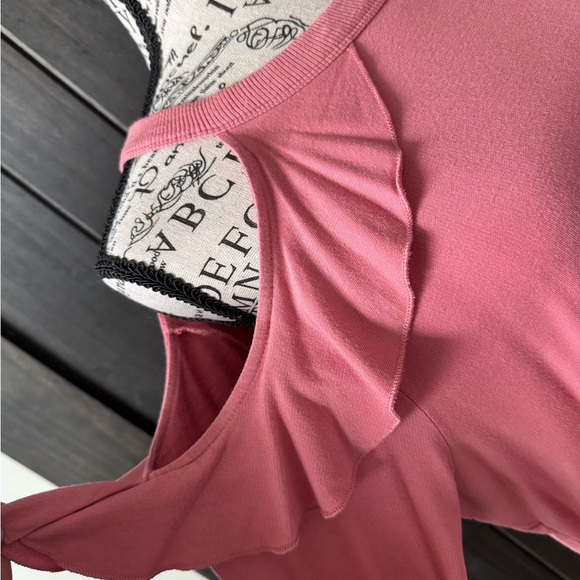 Express Pink Ruffle Cold Shoulder Top - Picture 4 of 6
